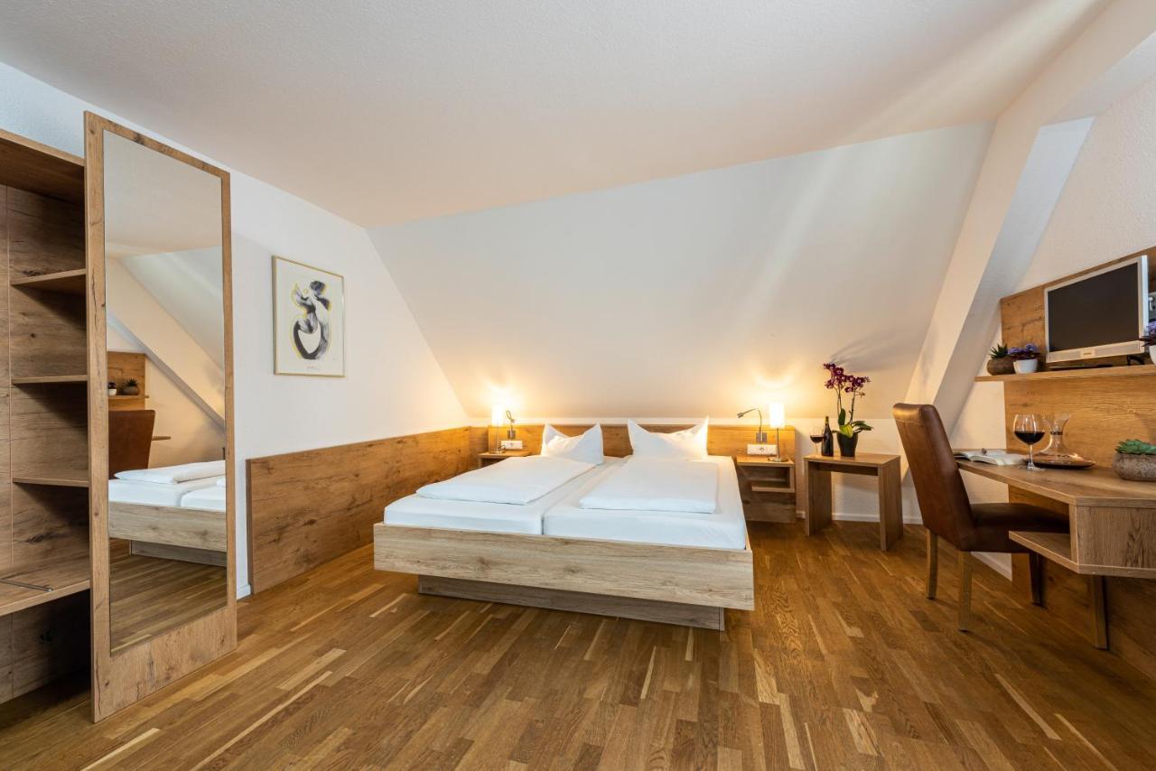Hotel Ratskeller Lauda Extérieur photo
